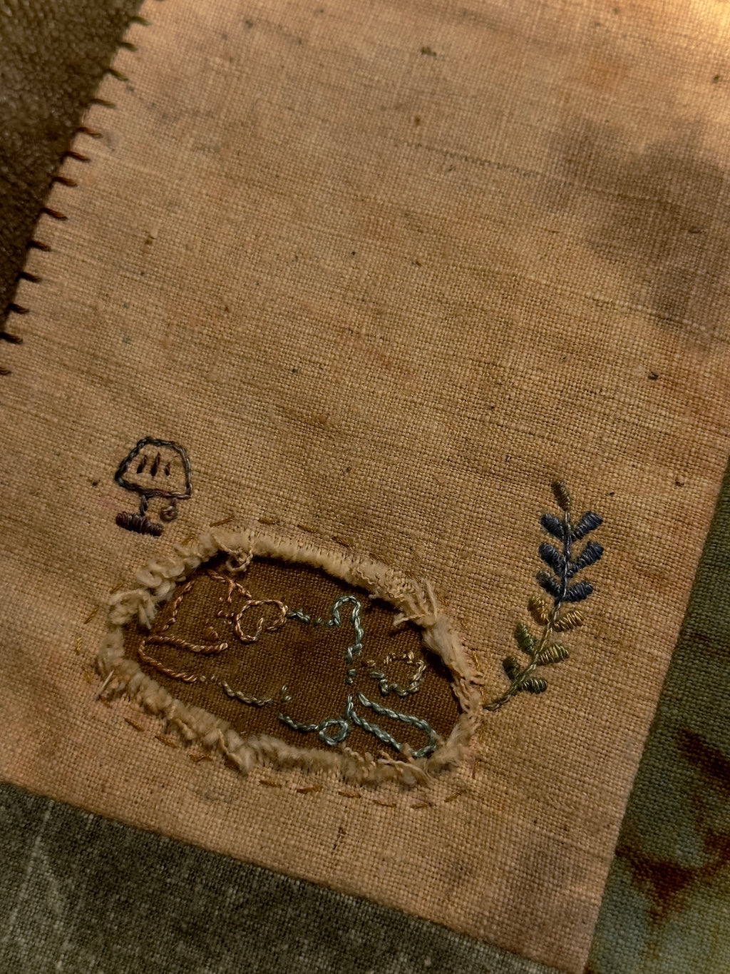 Hidden Cat Patchwork Tea Mat – Hand-Stitched Wabi-Sabi Chabu