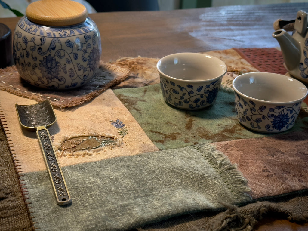 Hidden Cat Patchwork Tea Mat – Hand-Stitched Wabi-Sabi Chabu