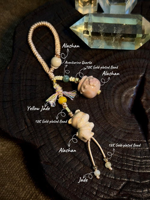 Handwoven bear honey Alashan agate bag charm detail