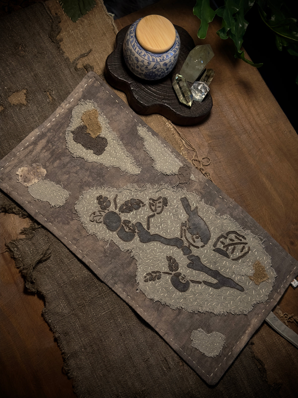 Bird & Persimmon Sashiko Tea Mat – full view