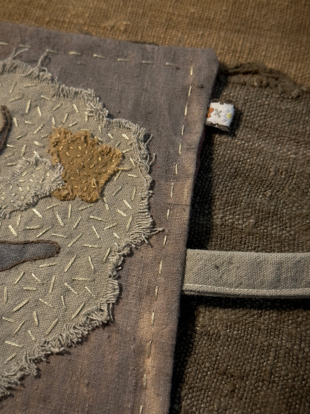 Bird & Persimmon Sashiko Tea Mat – detail 3