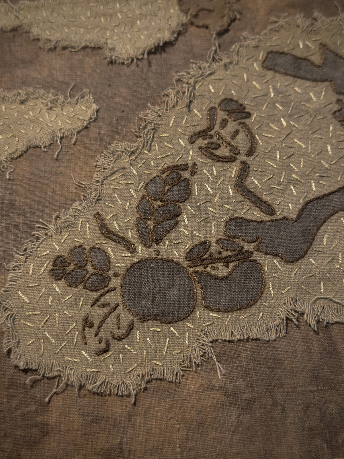 Bird & Persimmon Sashiko Tea Mat – detail 5