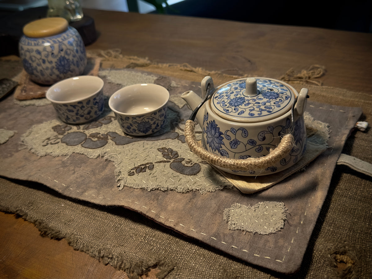 Bird & Persimmon Sashiko Tea Mat – detail 9