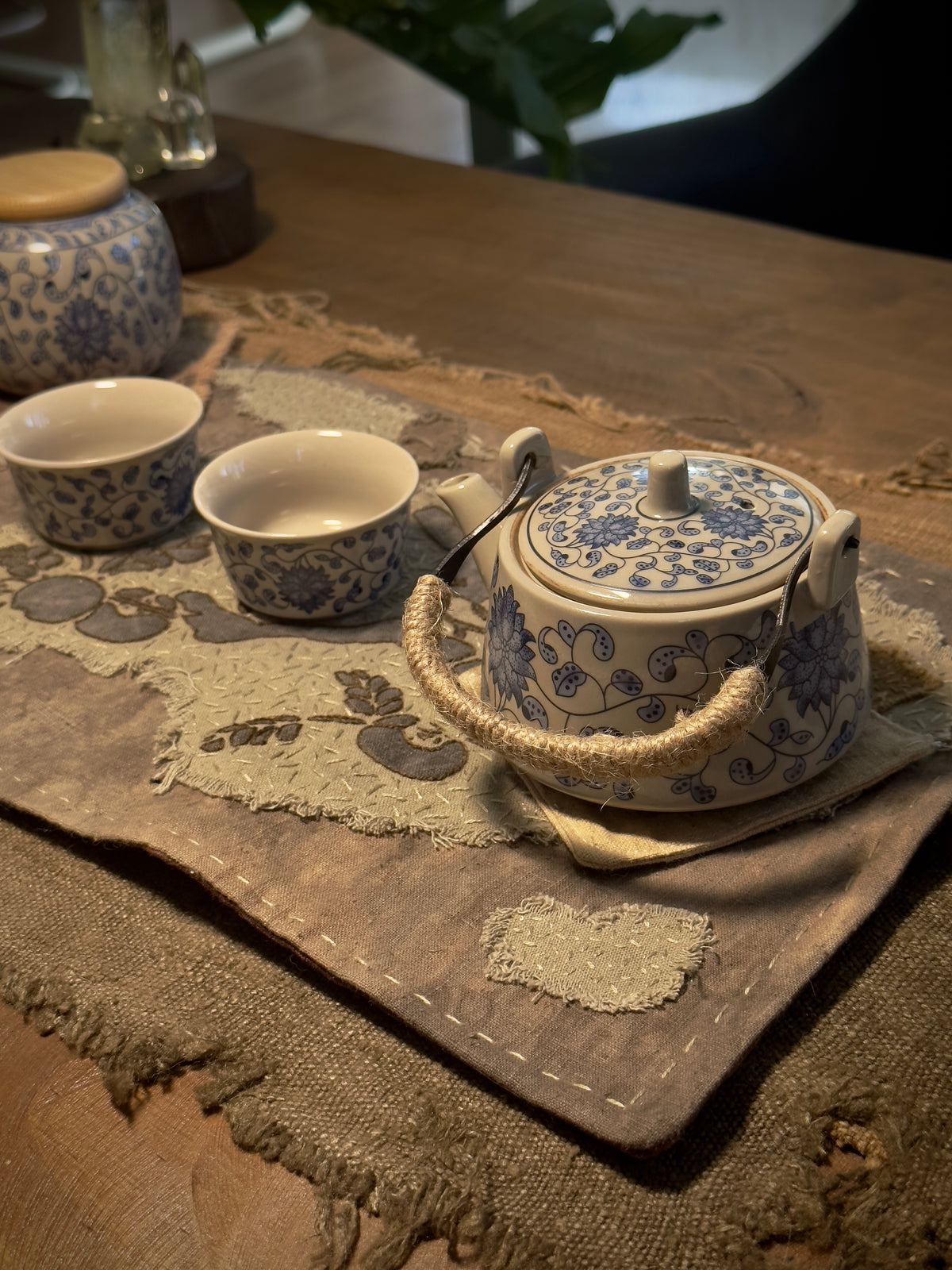Bird & Persimmon Sashiko Tea Mat – detail 11