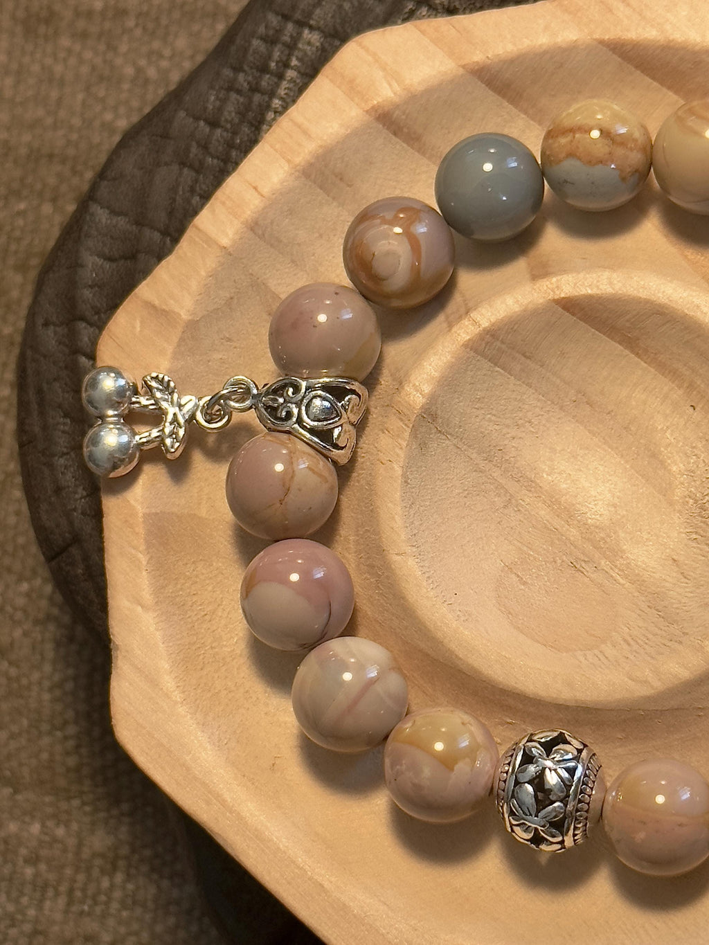 Blue Caramel Alashan Agate Melody Bracelet