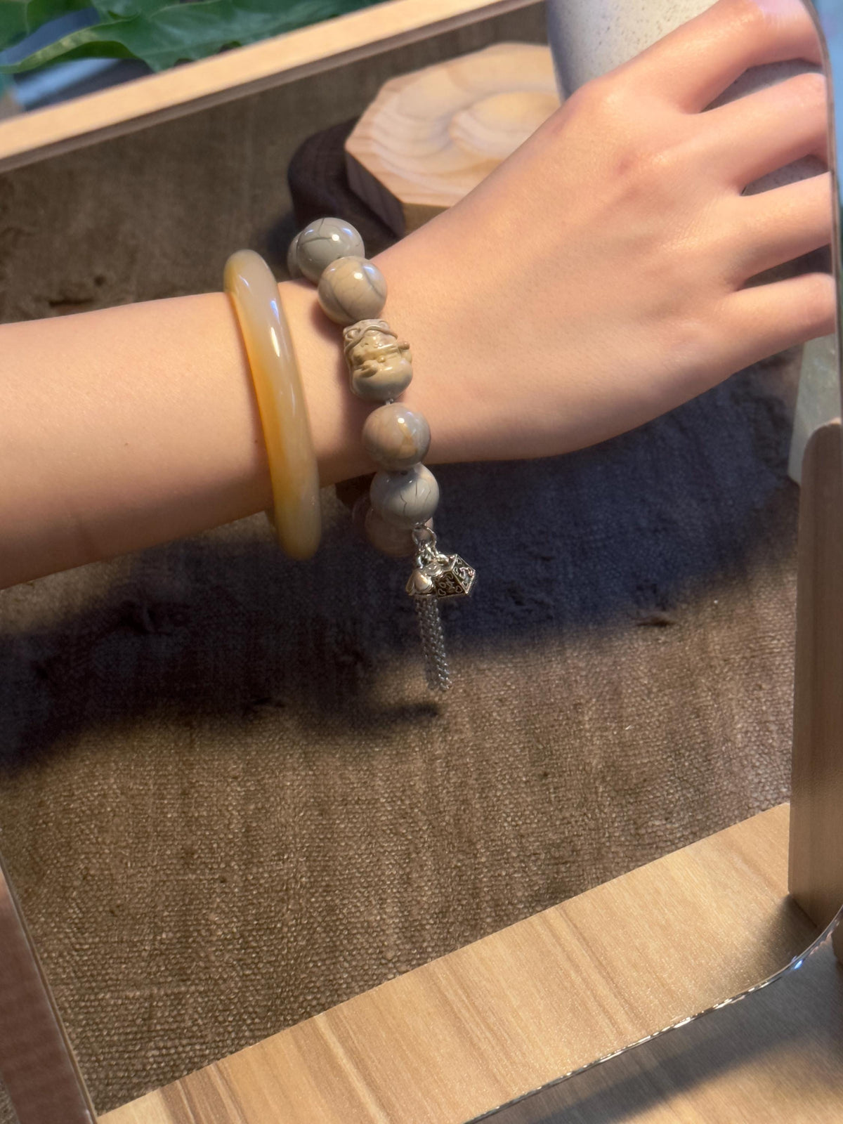 Blue Purple Alashan Agate Bracelet – natural stone detail 6
