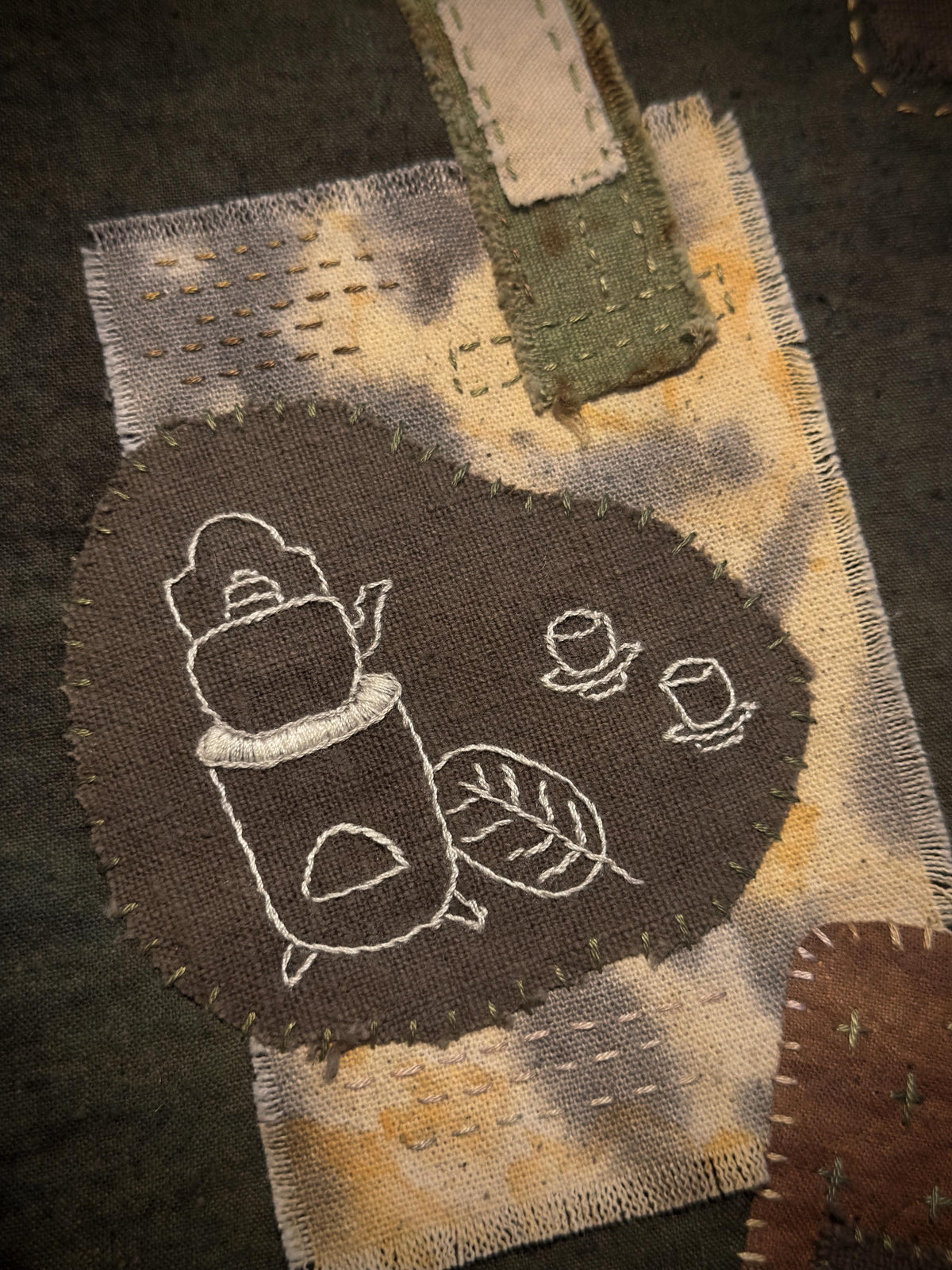 Plant-dyed patchwork chabu tea mat