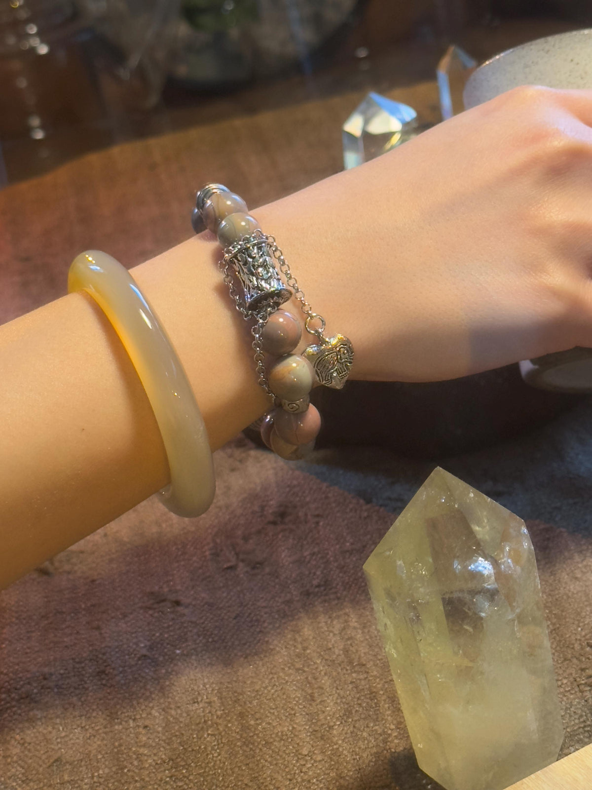Crackle Pattern Multicolor Alashan Agate Bracelet
