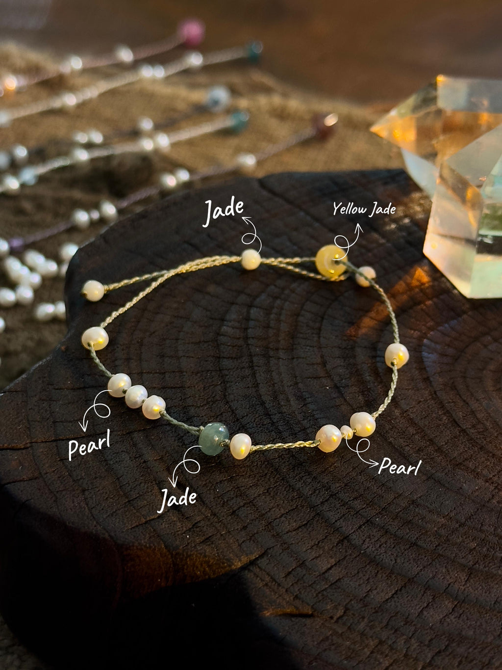 Freshwater pearl bracelet with jade and yellow jade detail