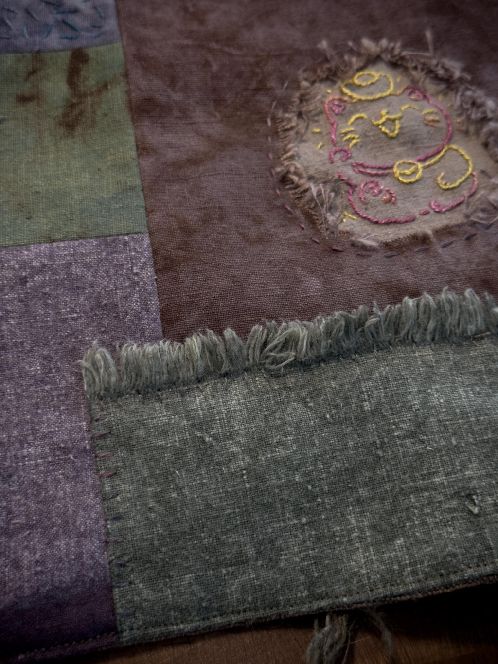 Plant-Dyed Hidden Cat Patchwork Tea Mat – detail 7