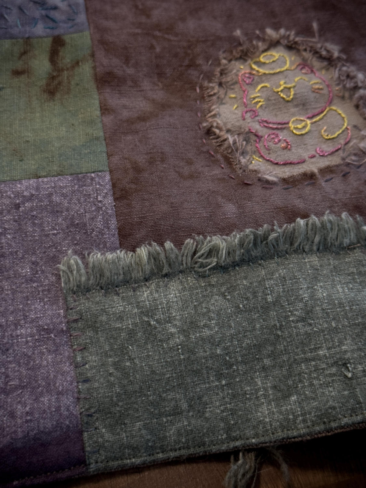 Plant-Dyed Hidden Cat Patchwork Tea Mat – detail 7