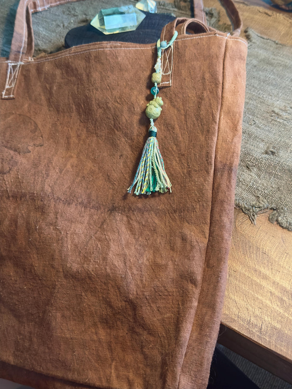 Green Lucky Money Horse Alashan agate and jade handwoven bag charm – detail 6