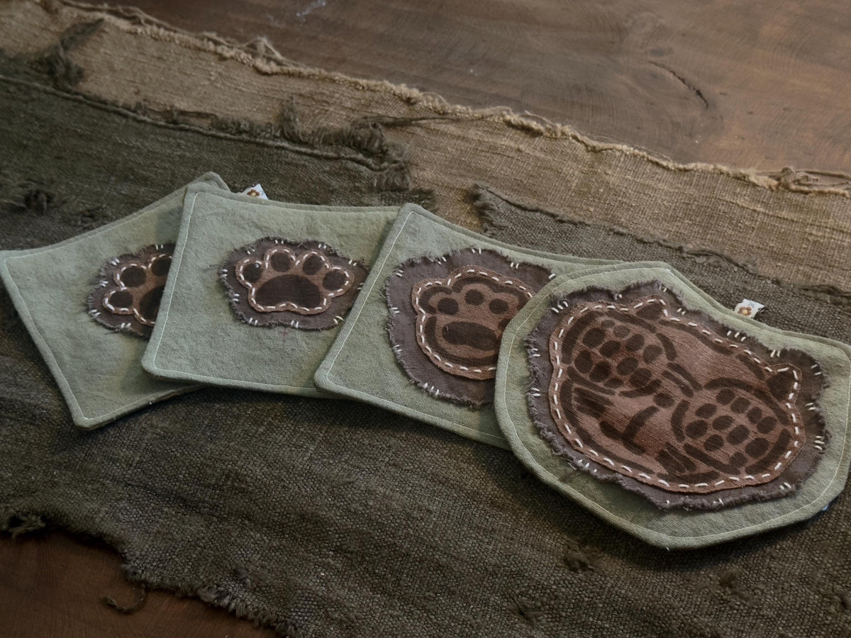Plant-dyed cotton cat paw and botanical coaster – detail 2