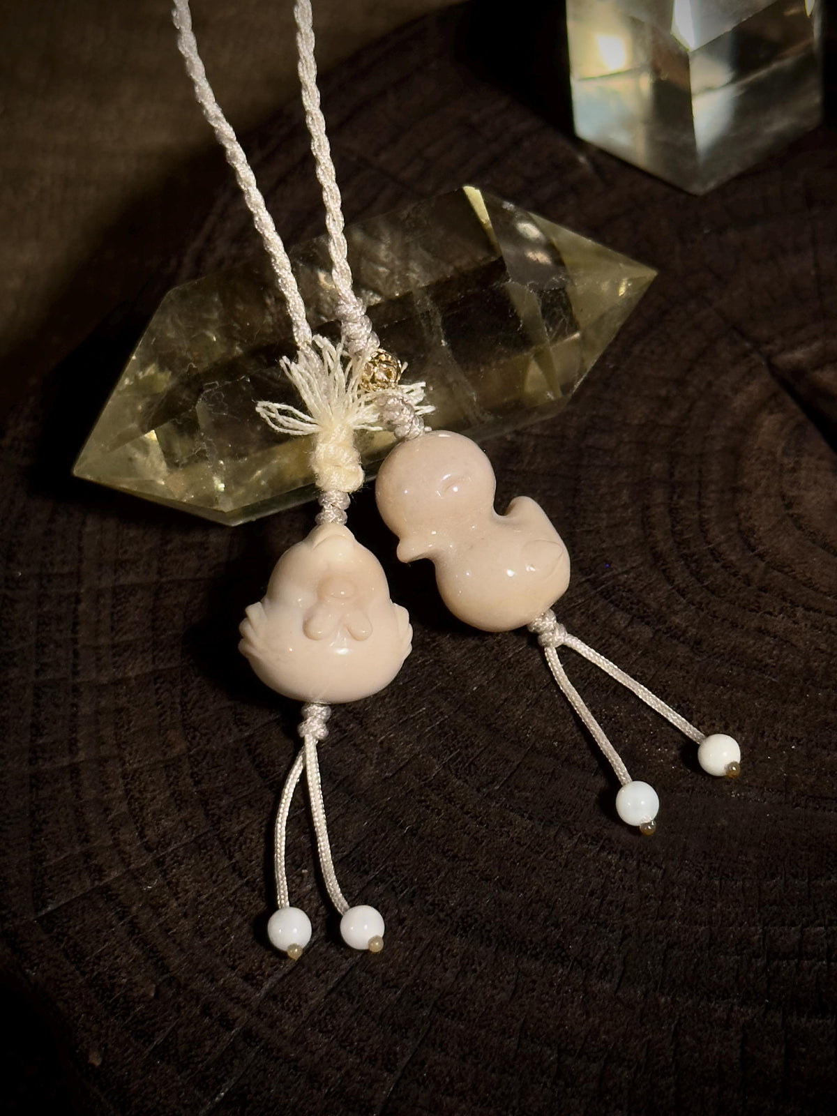 Ivory Duck & Chicken natural Alashan agate handwoven bag charm