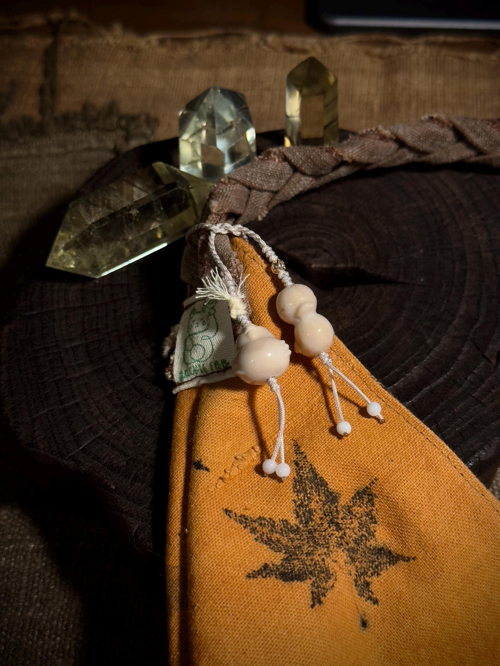 Ivory Duck & Chicken natural Alashan agate handwoven bag charm – detail 6