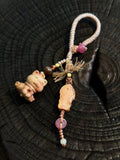 Lucky Cat Alashan Agate Charm – front view
