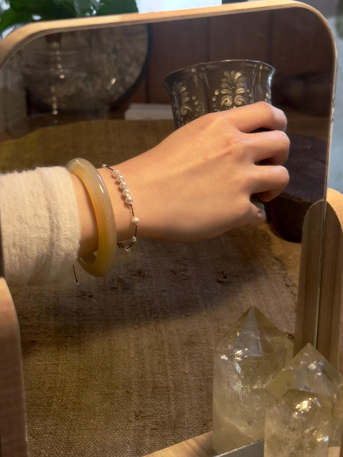 Adjustable handwoven freshwater pearl bracelet