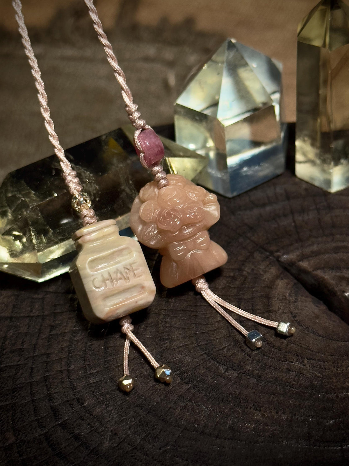 Perfume bottle and flower bouquet Alashan agate handwoven charm