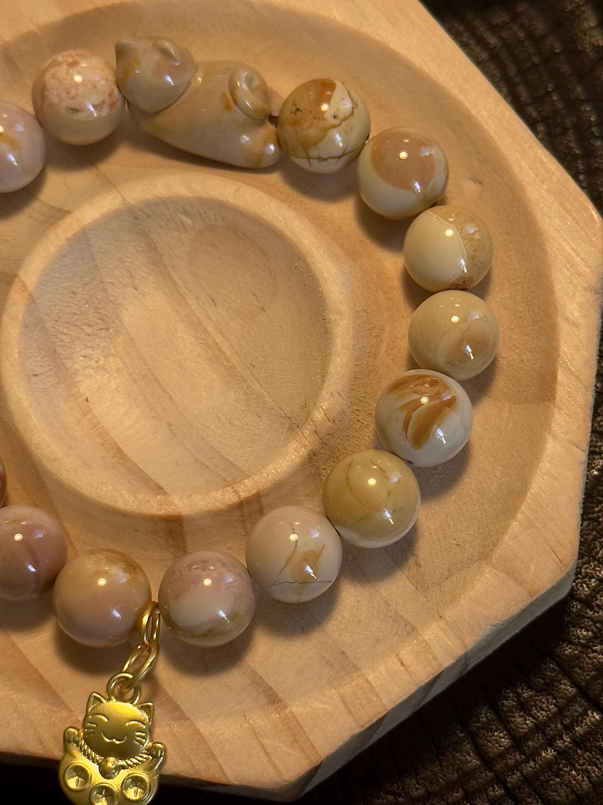Pink Caramel Alashan Agate Bracelet – natural stone detail 6