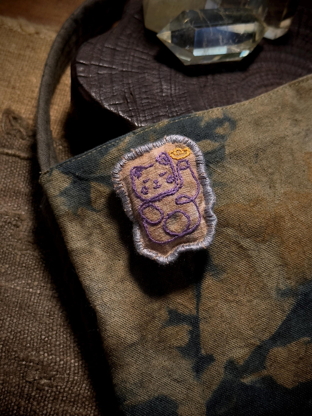 Plant-Dyed Crossbody Bag – detail 4