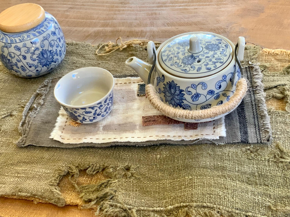 Plant-dyed small tea mat close-up