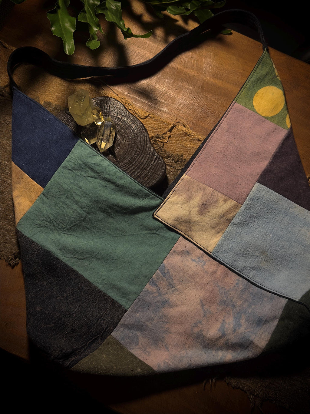 Reversible Plant-Dyed Patchwork Bag – detail 2