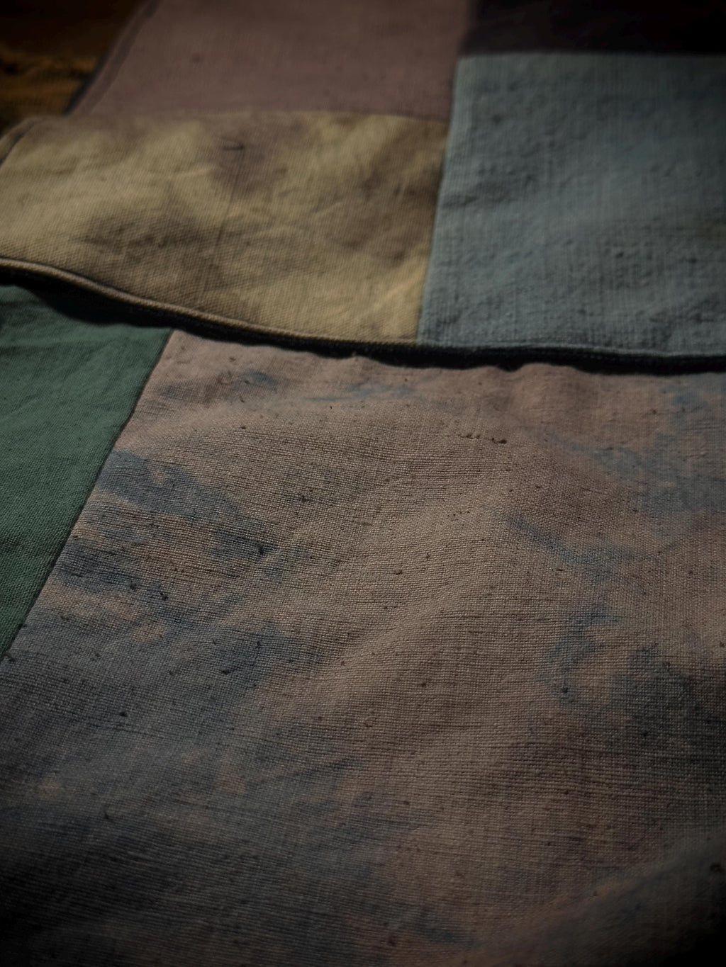 Reversible Plant-Dyed Patchwork Bag – detail 9