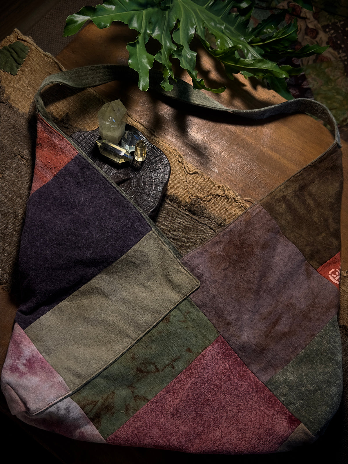 Reversible Plant-Dyed Bag – detail 2