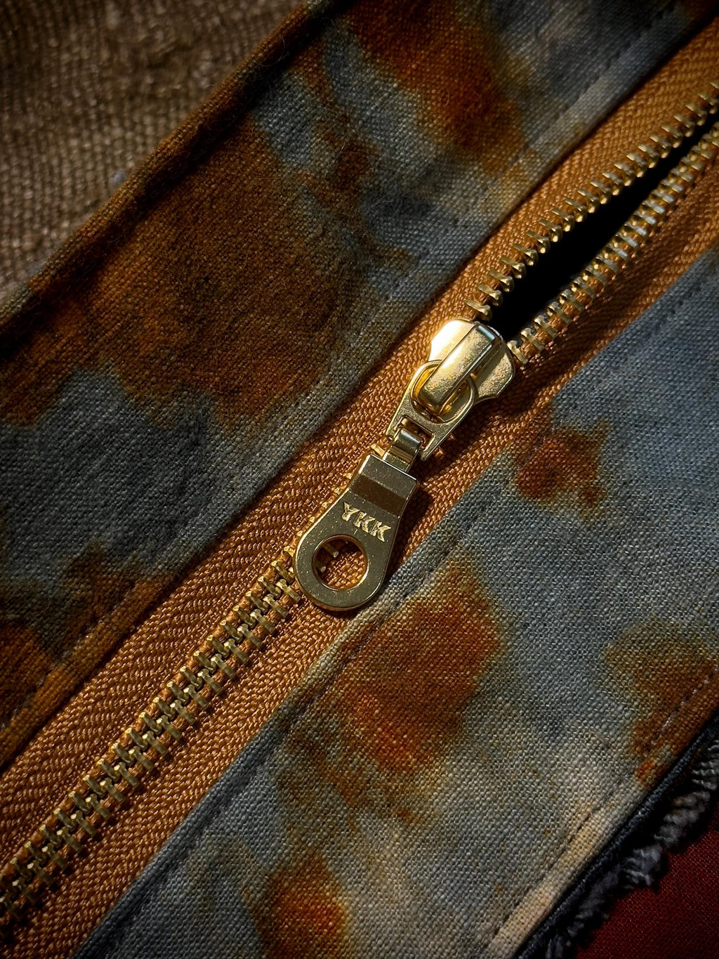Plant-Dyed & Rust-Dyed Vintage Cat Bag – detail 10