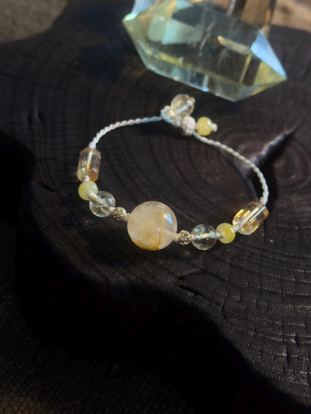 Golden Rutilated Quartz & Citrine Bracelet – natural stone detail 2