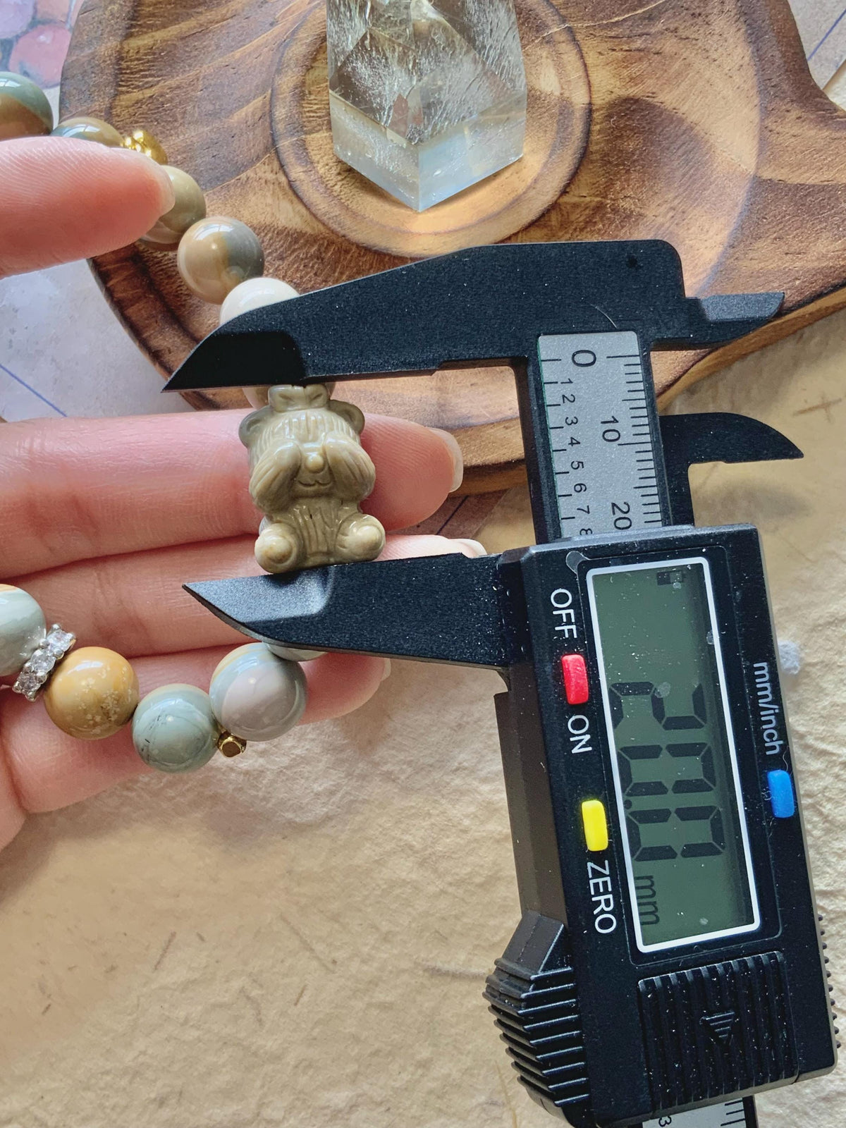 Blue Grey & Tan Beige Shy Bear & Carousel Alashan Agate Bracelet