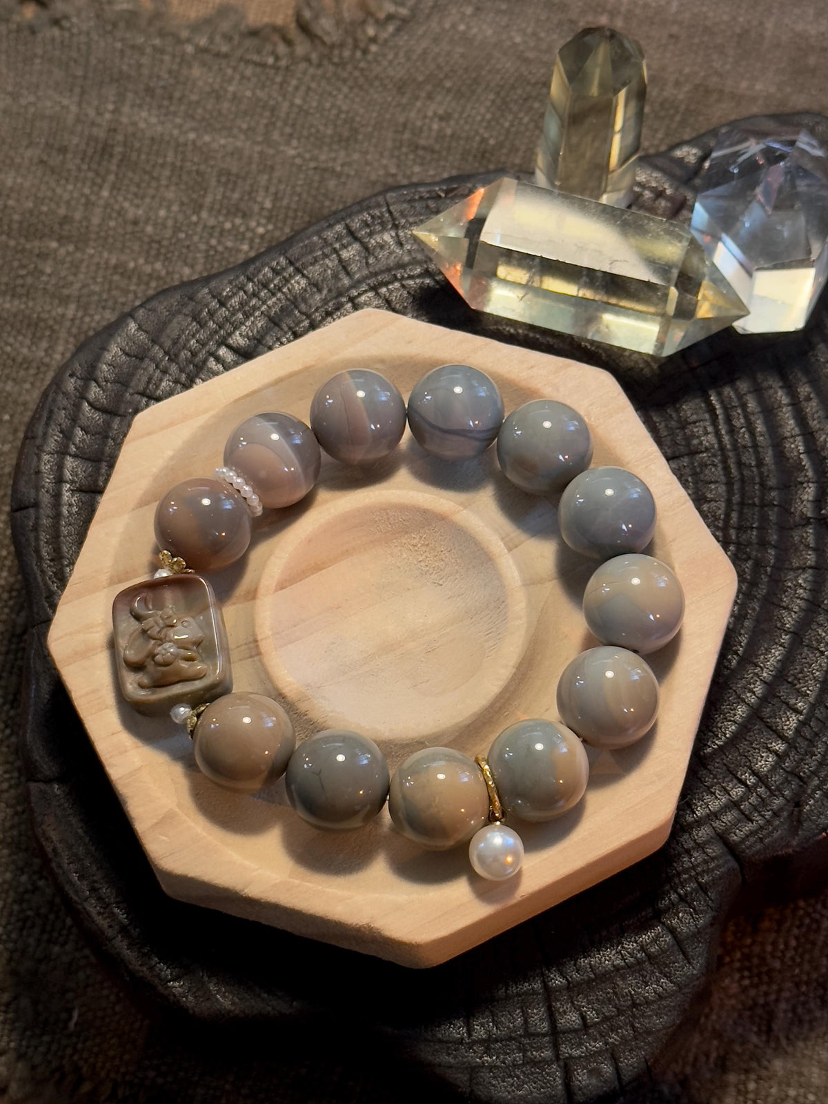 Soft Gradient Alashan Agate Bracelet – full view