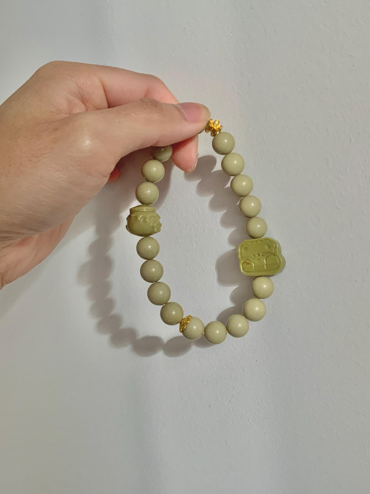 Soft Green Honey Bear Cookie Alashan Agate Bracelet